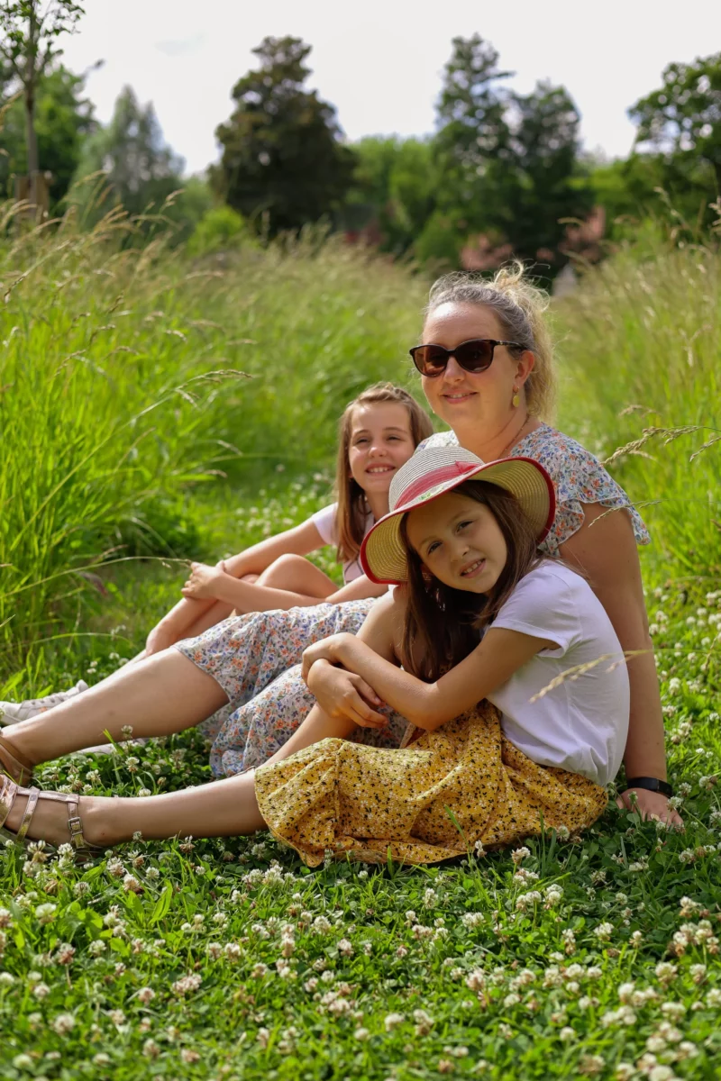 image représentant un portrait de famille réalisé par un photographe professionnel à Lille